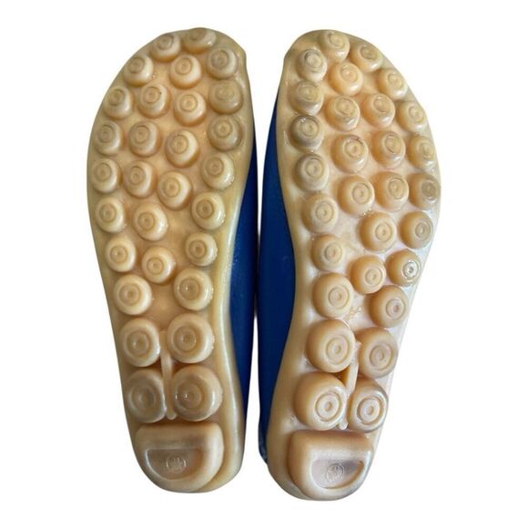 Blue Slip On Moccasin Style Shoes Size 9 - Picture 6 of 6